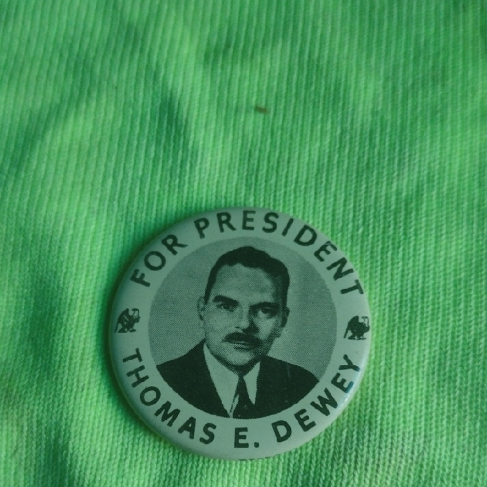 Vintage Thomas E. Dewey Campaign Button